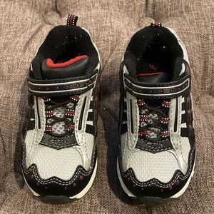 Smart fit boys sneakers reflective